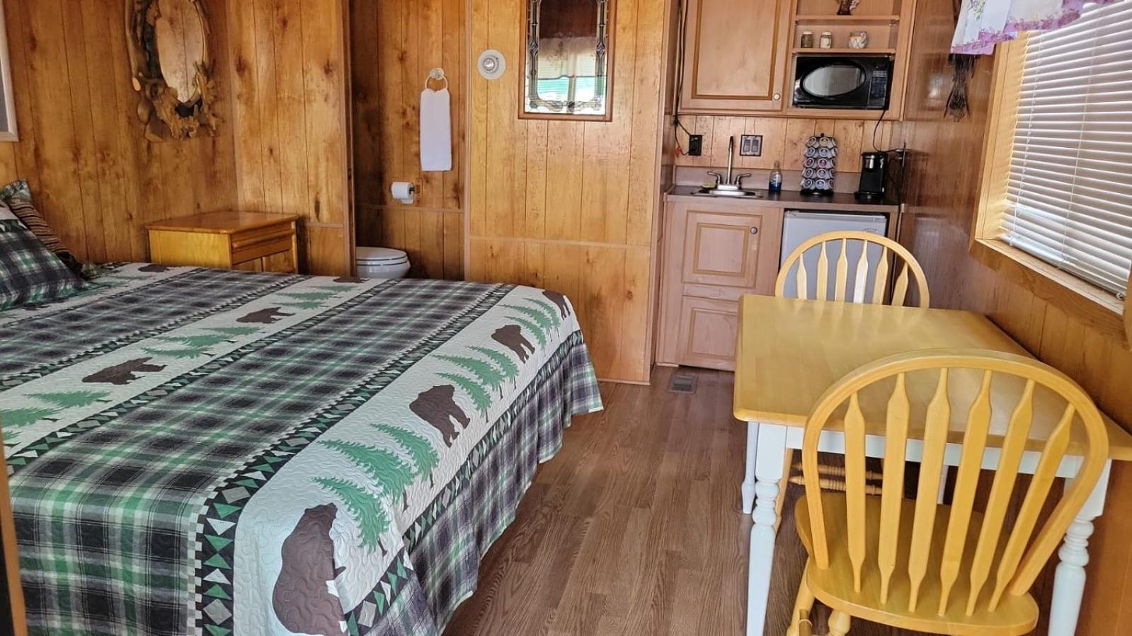 Stampede Rv B&B Tombstone Extérieur photo